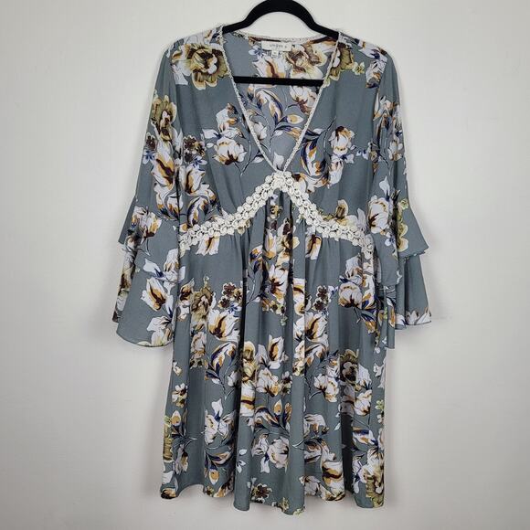 Umgee+ Women’s XL Floral Ruffle Sleeve V Neck Boho Babydoll Dress Blue EUC - Picture 1 of 4